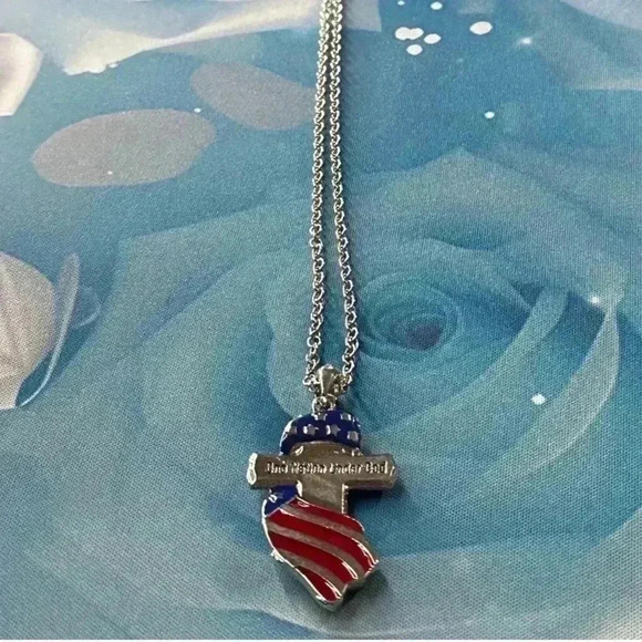 American Flag Cross One Nation Under God Pendant Stylish Unisex Silver Necklace - Picture 2 of 9